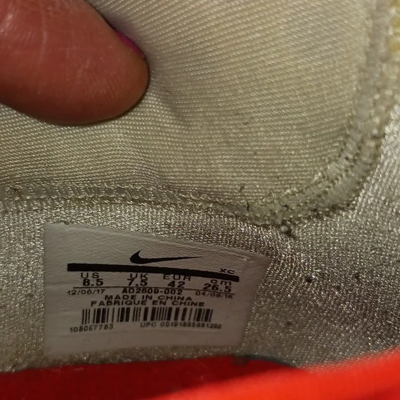 Nike LeBron "Soldier" 12 EP "Light Bone" - 8.5 - red/off-white/gold - Picture 12 of 15